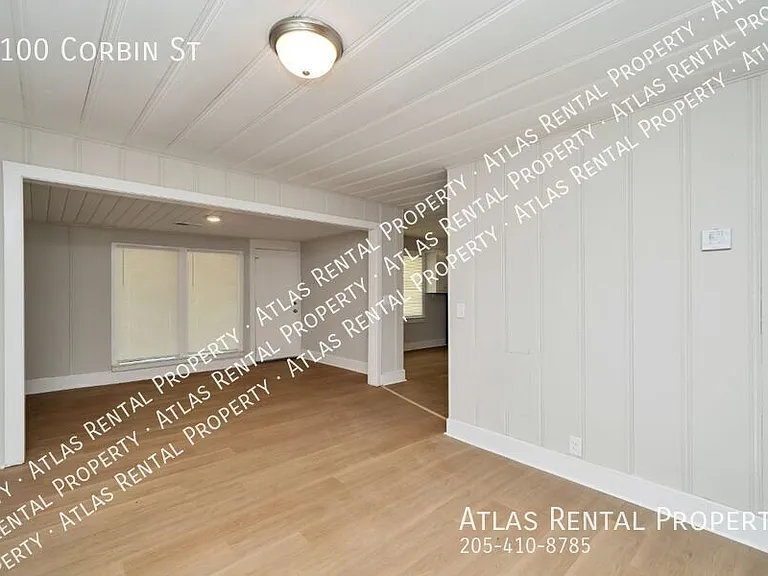 1100 Corbin St — Photo 9