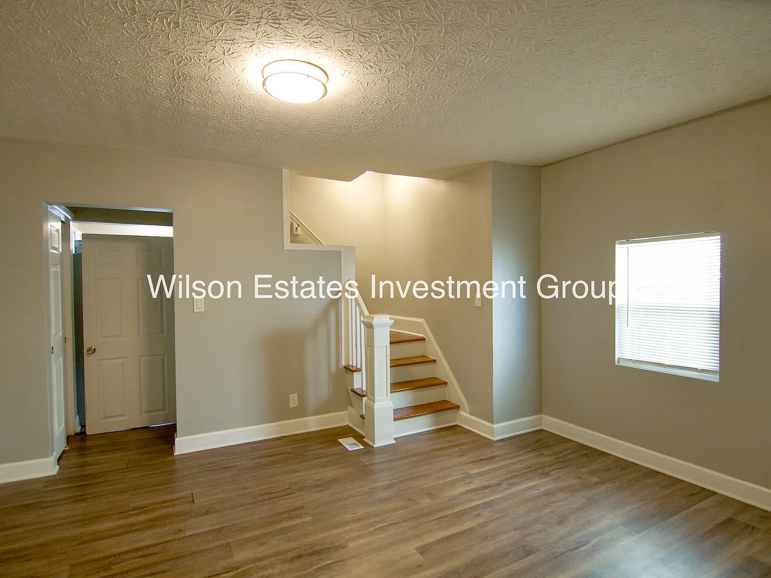 3 bed, 1.0 bath, $1,300 — Photo 3