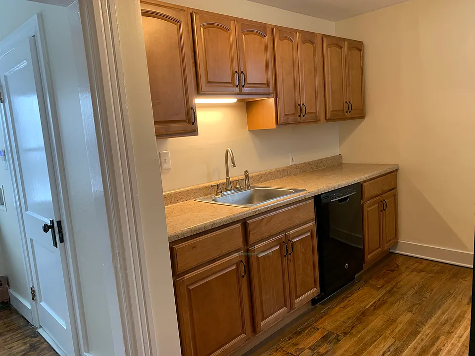 Kitchen, Sink, Dishwasher, Soft Close cabinets