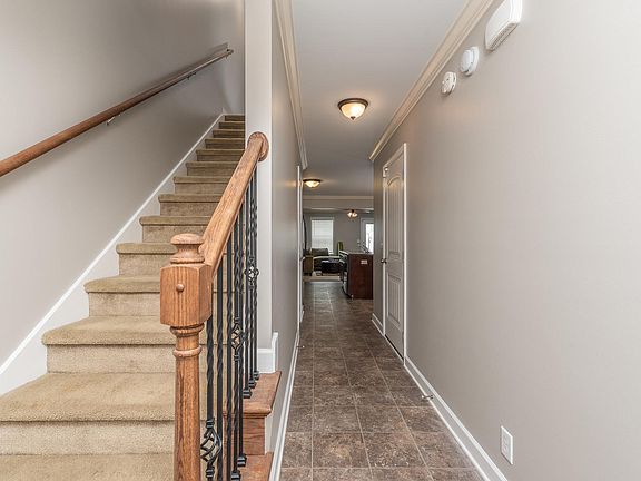 4th image of 4250 Aurora Cir