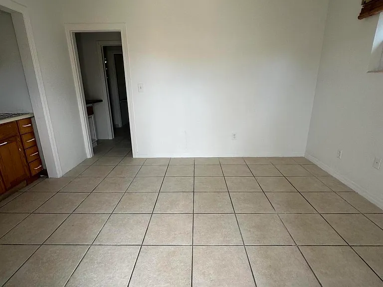 4058 N US Highway 1 #C — Photo 3