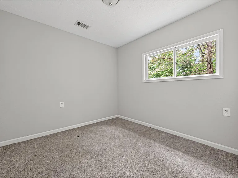 21146 Caney Dr — Photo 29