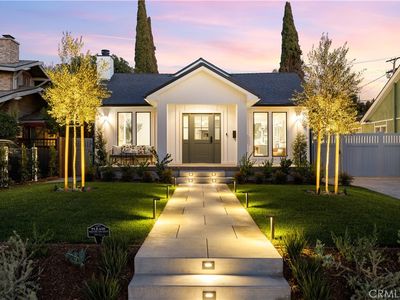 564 N Lucerne Blvd, Los Angeles, CA, 90004