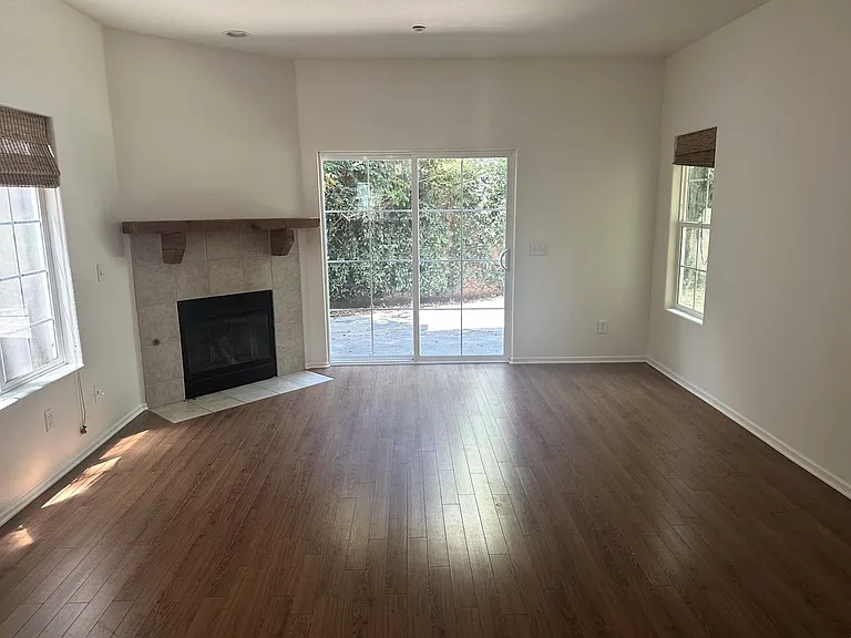609 Central Ave #1 — Photo 8