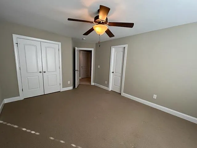 5 bed, 2567 sqft, $3,250 — Photo 3
