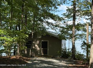 964 Pine Needle Rd, Equality, AL 36026