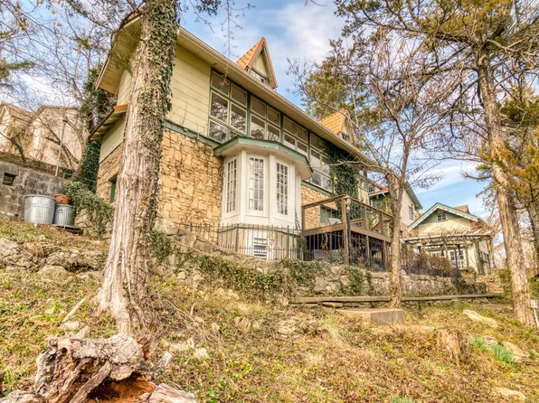 440 Taneycomo Hill Drive, Hollister, MO 65672