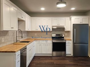 122 McKinley St #5, Valders, WI 54245