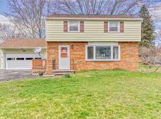 76 Chestnut Ridge Rd, Rochester, NY 14624