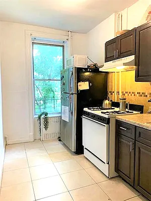 Rented by Virtual Real Estate | media 7