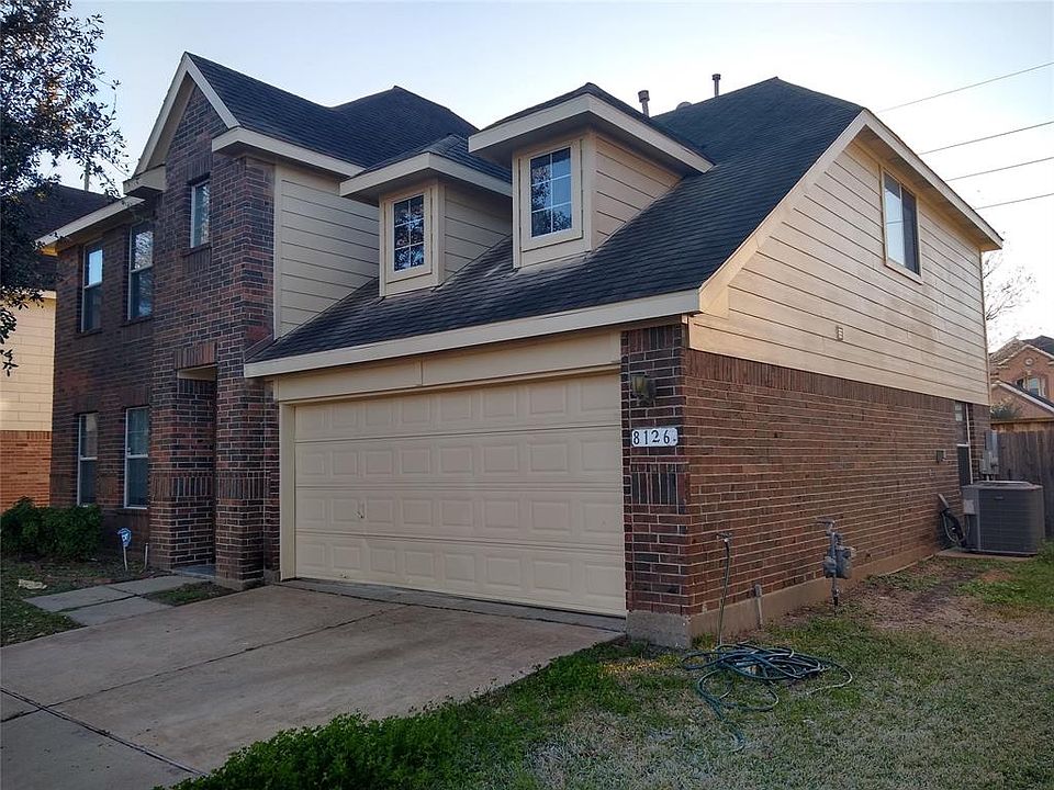 1st image of 8126 Sienna Trace Ct