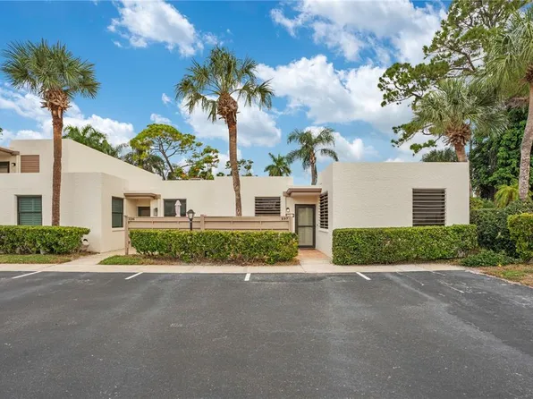 597 LAKESIDE DRIVE #205, BRADENTON, FL 34210