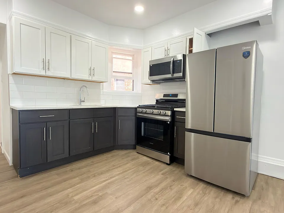 397 Avenue C #301