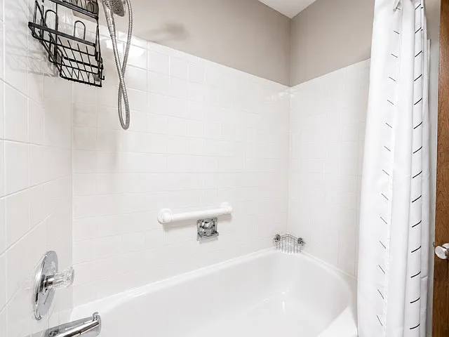 1891 Fox Run Dr — Photo 11