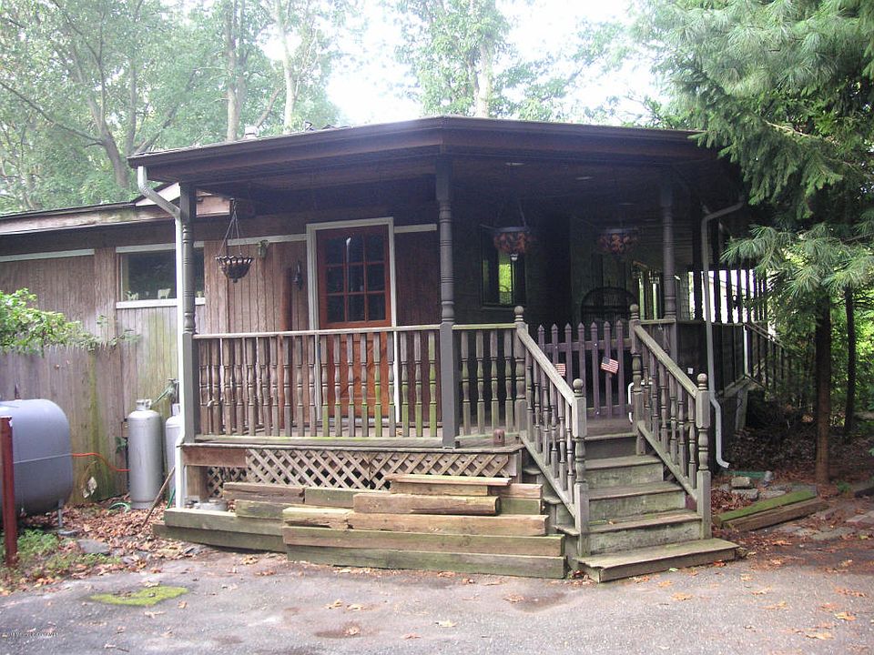 2nd image of 53 Pearl Dr