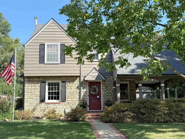 3110 SW 19th St, Topeka, KS 66604