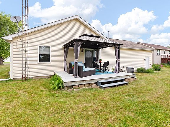 4th image of 7595 Sherlock Dr