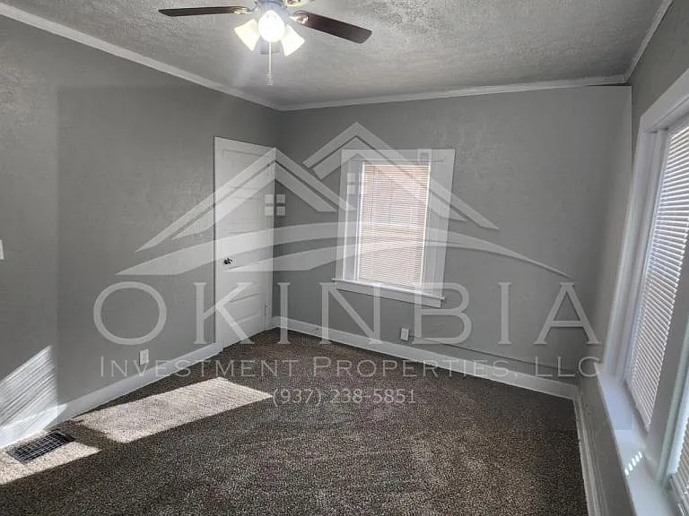 750 Superior Ave — Photo 17