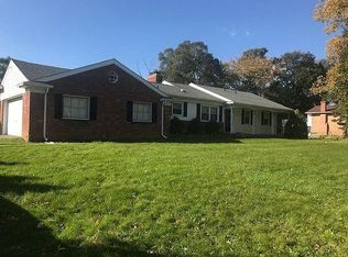 3086 Devon Brook Dr, Bloomfield Hills, MI