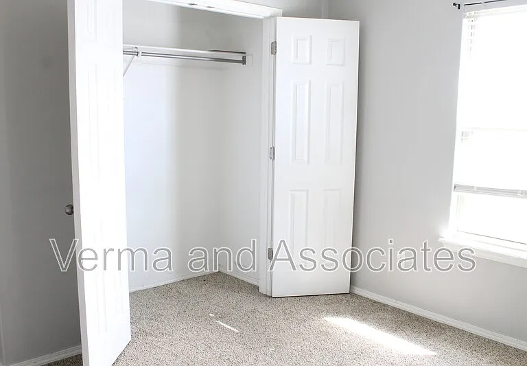 5007 SW Fieldstone Blvd #2 — Photo 9