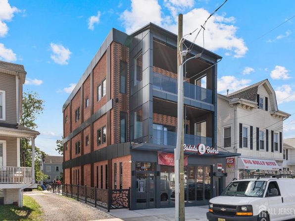 150 Easton Ave FLOOR 2