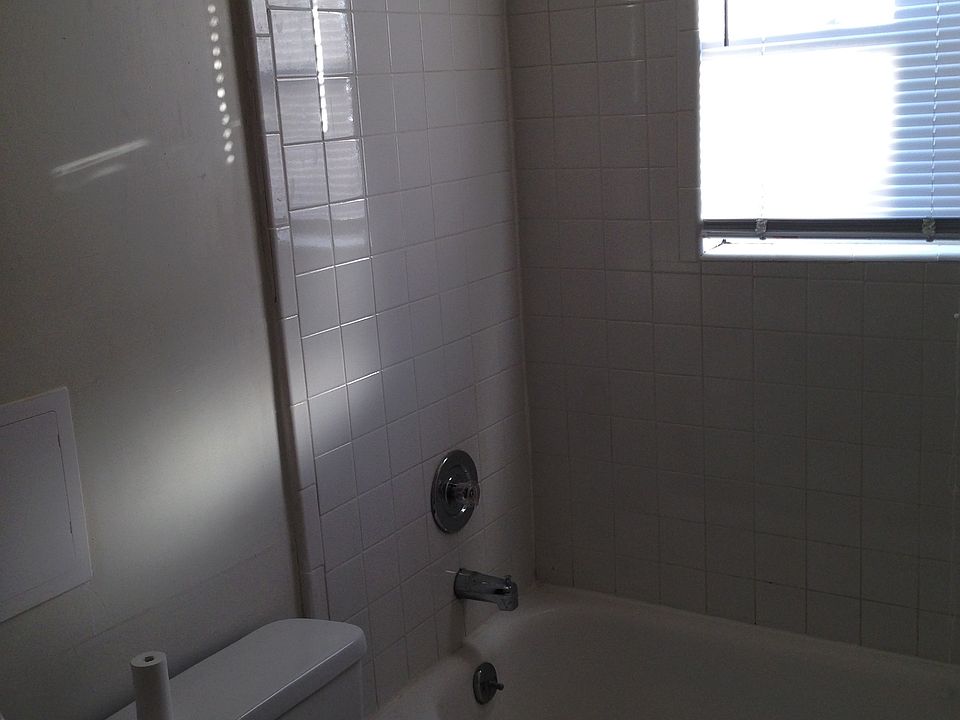 2nd image of 4402 Kern Ct APT 2