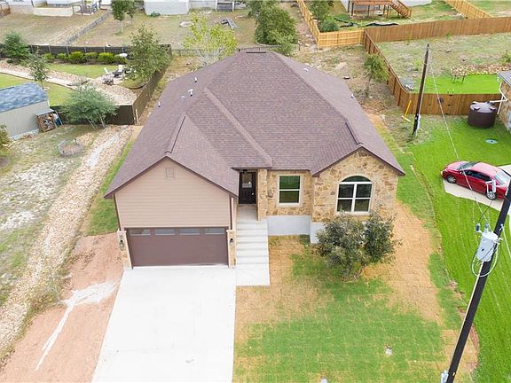 3rd image of 143 Manawianui Dr