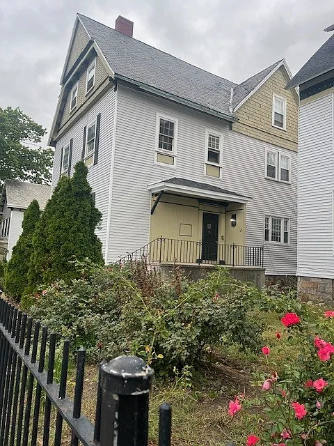 1 bed, $1,675 — Photo 1