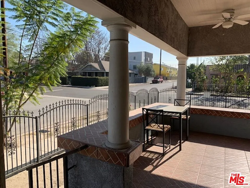 1 bed, 1.0 bath, 2134 sqft, $1,050 — Photo 3