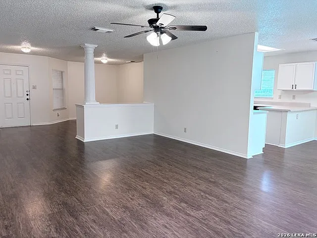 2921 Candleberry Dr — Photo 3