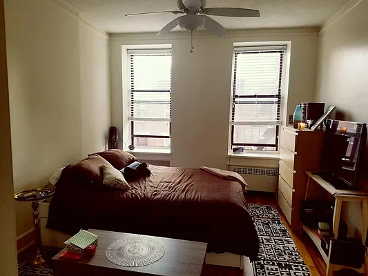 Rented by JMK Realty | media 6