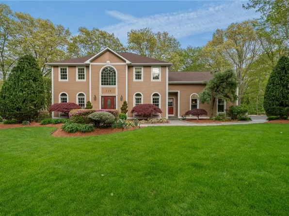 329 Wickham Rd, North Kingstown, RI 02852
