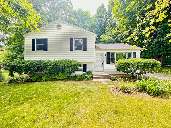 17 Grieb Trail, Wallingford, CT 06492
