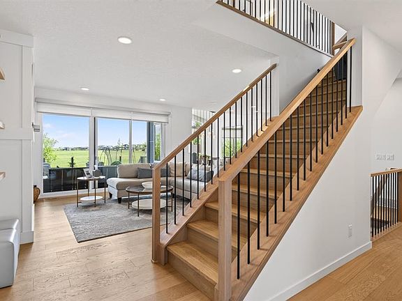 3rd image of 52 W Elderberry Way