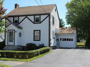 34 Ball St, Worcester, MA 01603