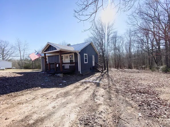 465 Post Office Rd, Michie, TN 38357
