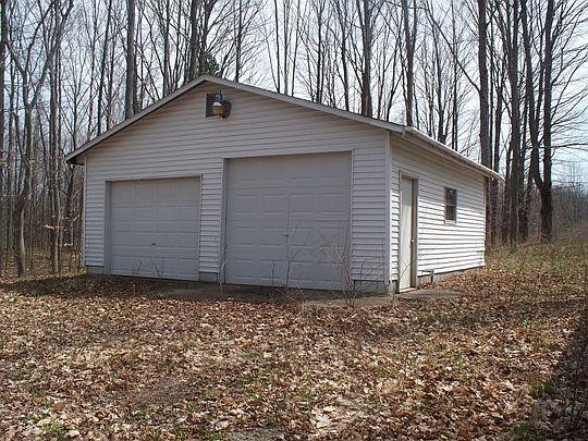 2nd image of 2510 Dew Rd