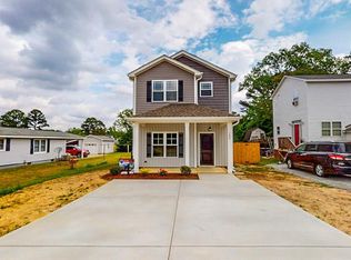 109 Main St, Micro, NC 27555