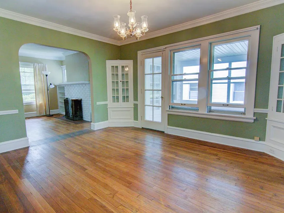 Dining Room with Sunroom Access