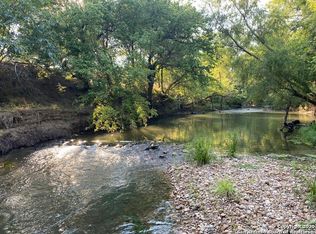 412 Seguin Rd, La Vernia, TX 78121