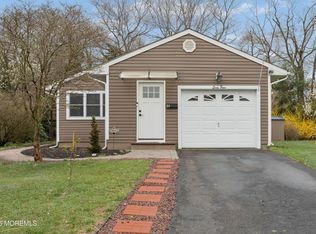 64 Coral Bell Holw, Toms River, NJ 08755