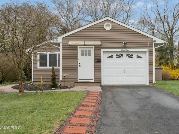 64 Coral Bell Holw, Toms River, NJ 08755
