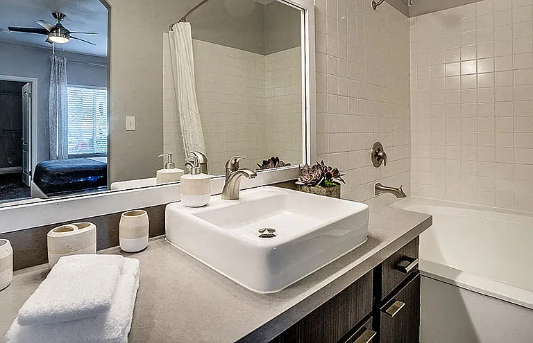 Torreyana Apartment Homes — Photo 12