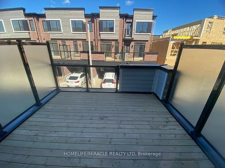 1553 Midland Ave — Photo 3