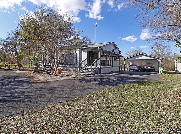 2nd image of 330 County Road 3823