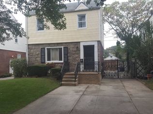 11225 180th St, Jamaica, NY 11433