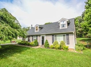 1523 Summerhill Dr, Knoxville, TN 37922