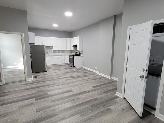 4th image of 2258 W 21st St S #1F