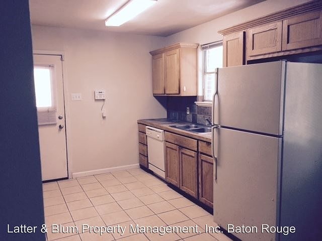 1st image of 2125 Silverest Ave