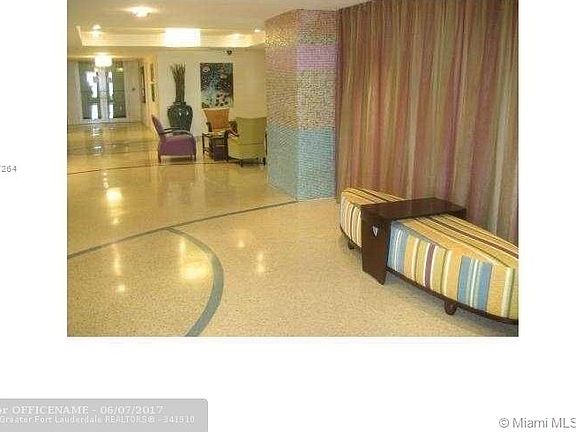3rd image of 3000 NE 188th St APT 507